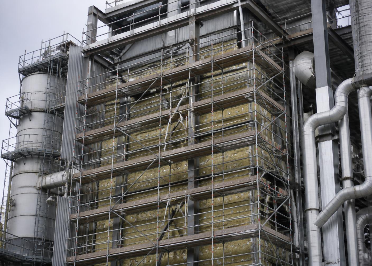 Scaffolding and insulation package on a European industrial plant